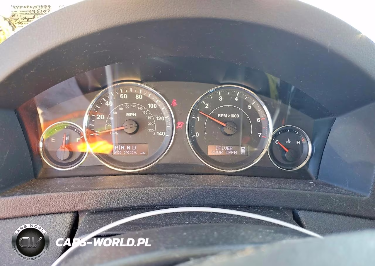 2008 Jeep Grand Cherokee Laredo VIN:1J8GR48K08C157399 - 9