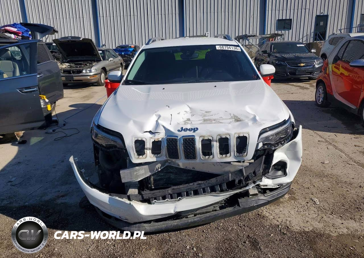 2021 Jeep Cherokee Latitude Lux VIN:1C4PJLMX8MD107347 - 5