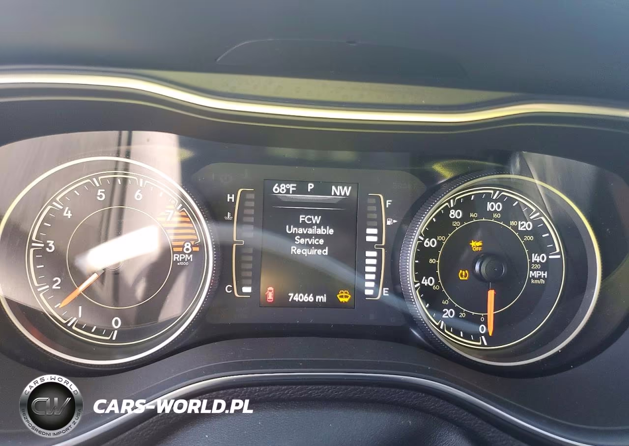 2021 Jeep Cherokee Latitude Lux VIN:1C4PJLMX8MD107347 - 9