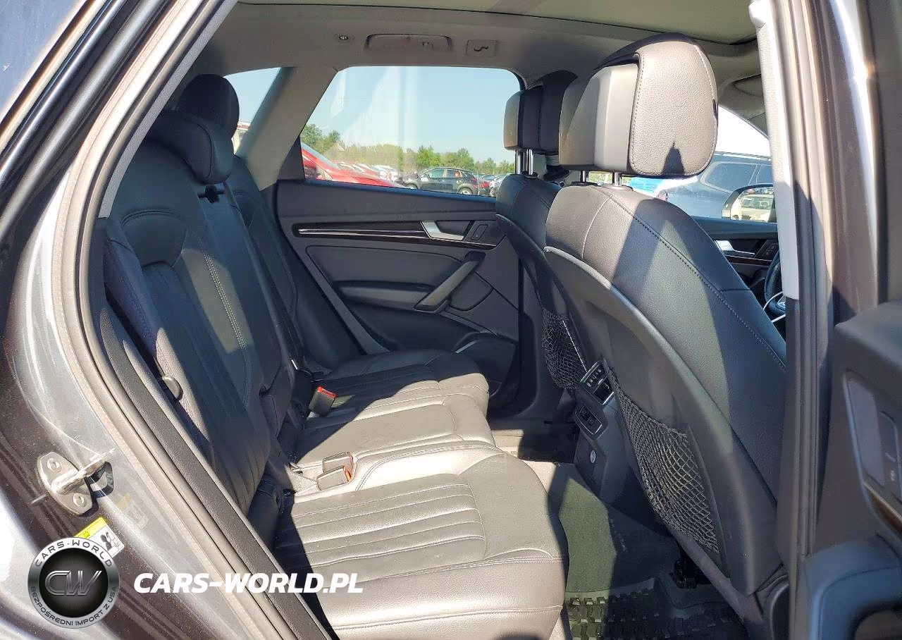 2018 Audi Q5 Premium VIN:WA1ANAFYXJ2004534 - 11