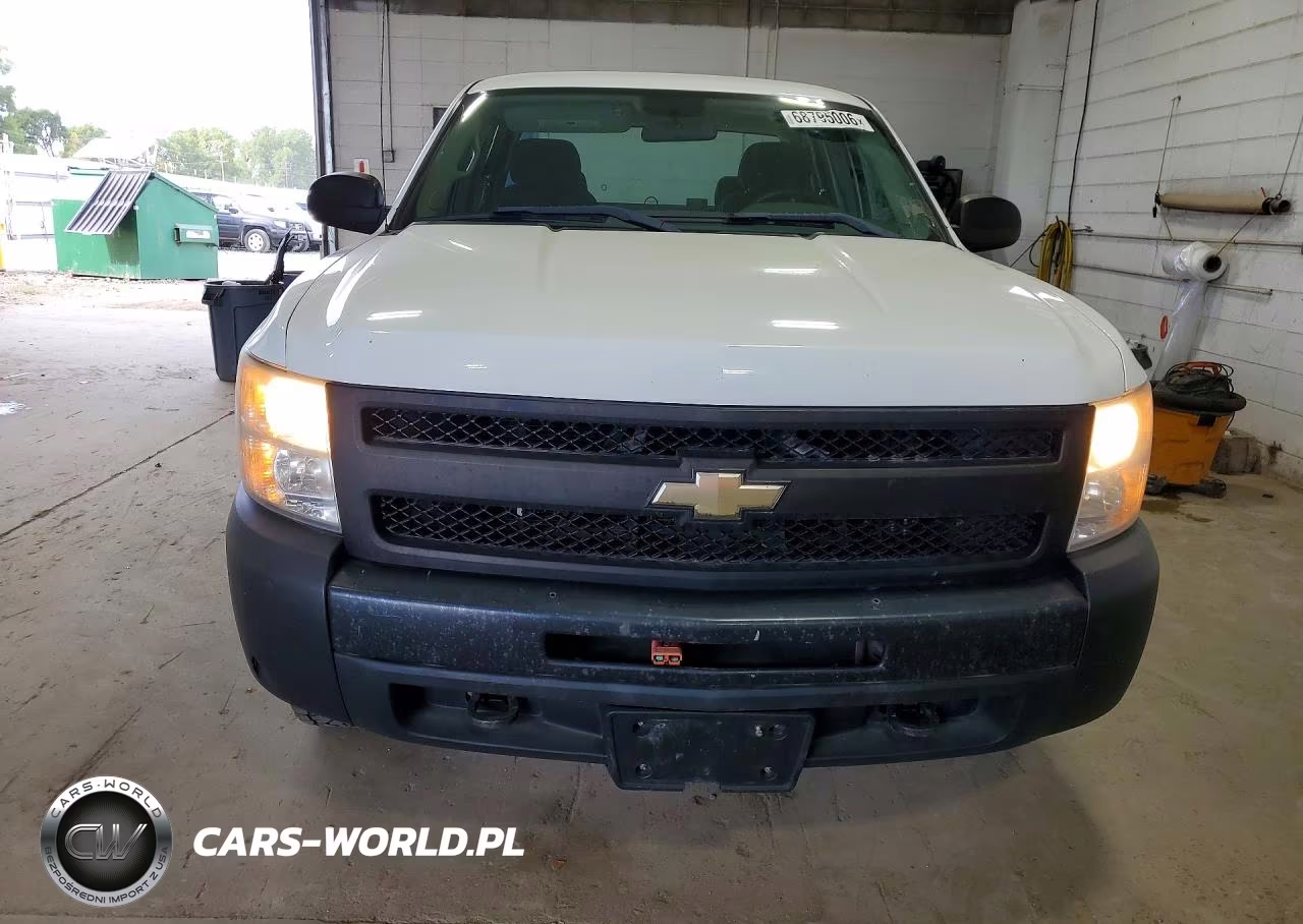 2010 Chevrolet Silverado K1500 VIN:1GCSKPE35AZ232542 - 5