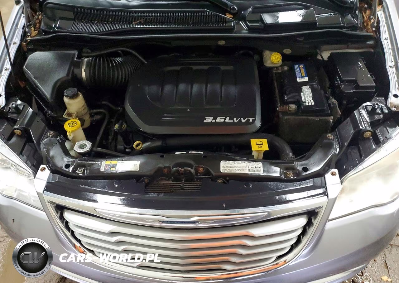 2013 Chrysler Town & Country Touring VIN:2C4RC1BG5DR556251 - 12