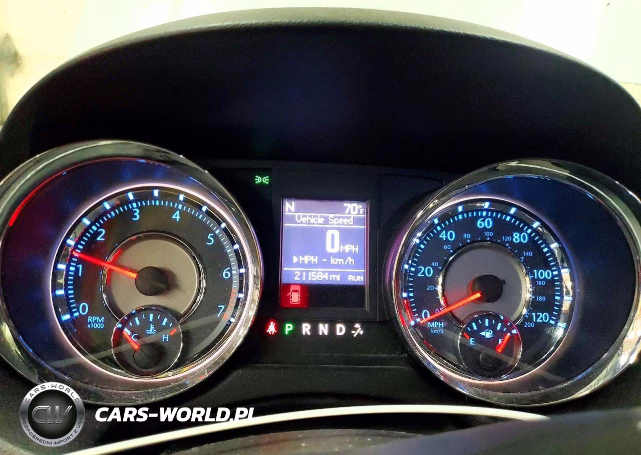 2013 Chrysler Town & Country Touring VIN:2C4RC1BG5DR556251 - 9