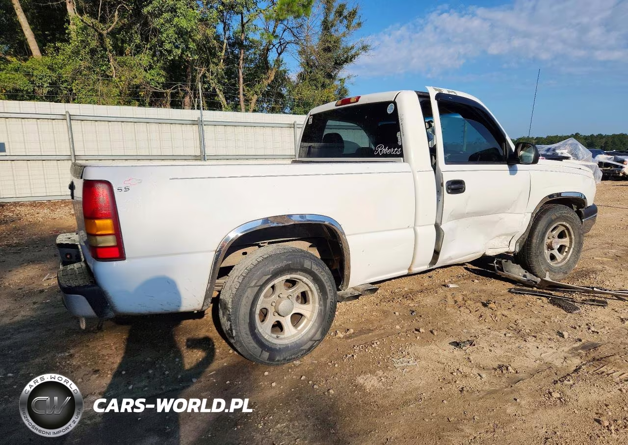 2004 Chevrolet Silverado C1500 VIN:1GCEC14X24Z324935 - 3