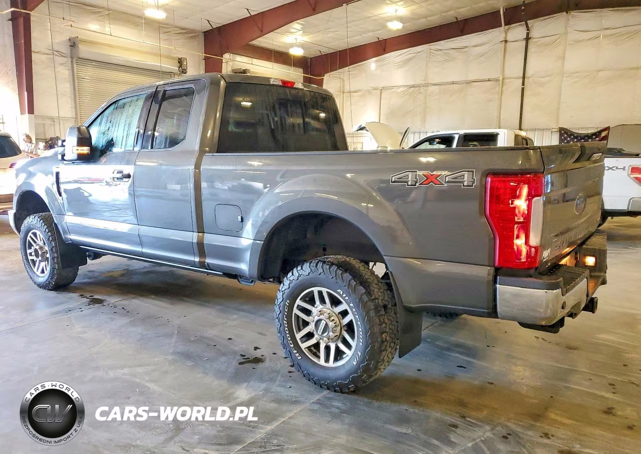 2017 Ford F250 Super Duty VIN:1FT7X2B63HEE26061 - 2