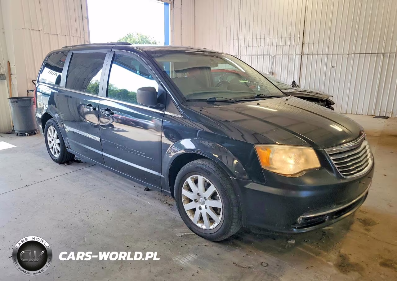 2013 Chrysler Town & Country Touring VIN:2C4RC1BG5DR570764 - 4