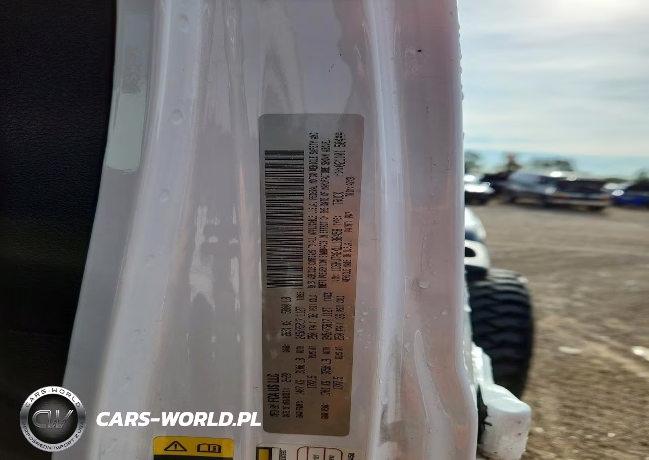 2020 Jeep Gladiator Sport VIN:1C6HJTAGXLL186458 - 13
