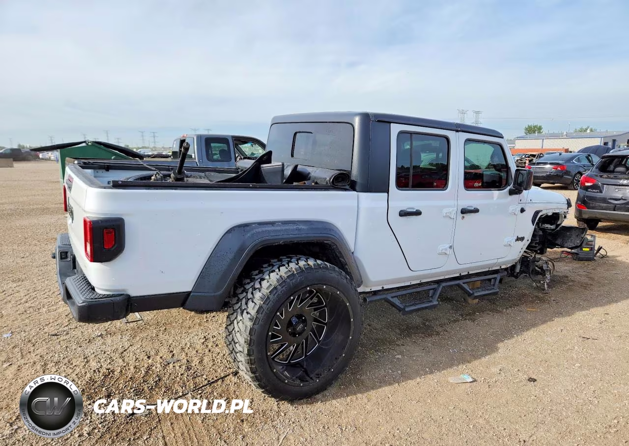 2020 Jeep Gladiator Sport VIN:1C6HJTAGXLL186458 - 3