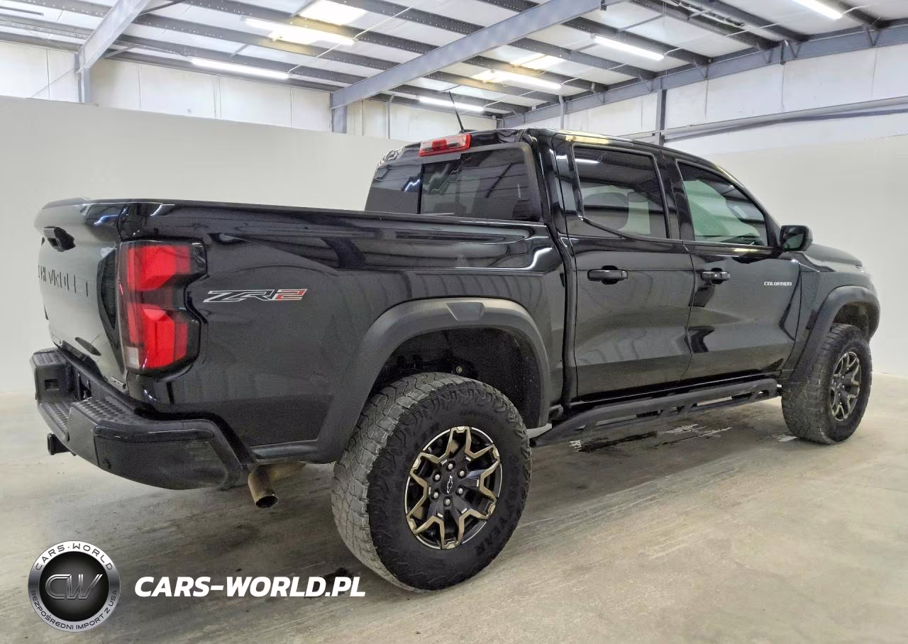 2025 Chevrolet Colorado Zr2 VIN:1GCPTFEK0S1242576 - 3