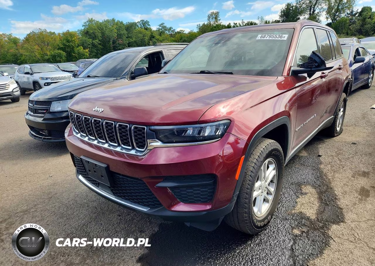 2023 Jeep Grand Cherokee Laredo – zdjęcie 1 z 12