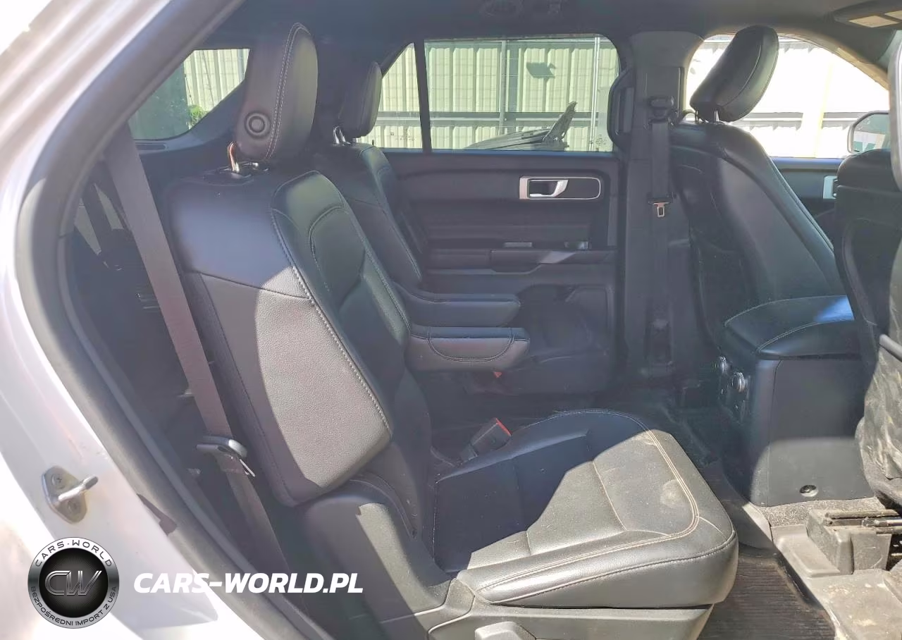 2020 Ford Explorer Xlt VIN:1FMSK8DH9LGC19953 - 11