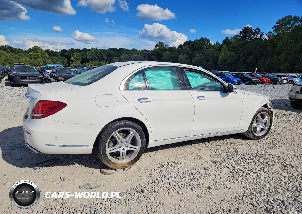 2017 Mercedes-Benz E 300 VIN:WDDZF4JBXHA127203 - 3
