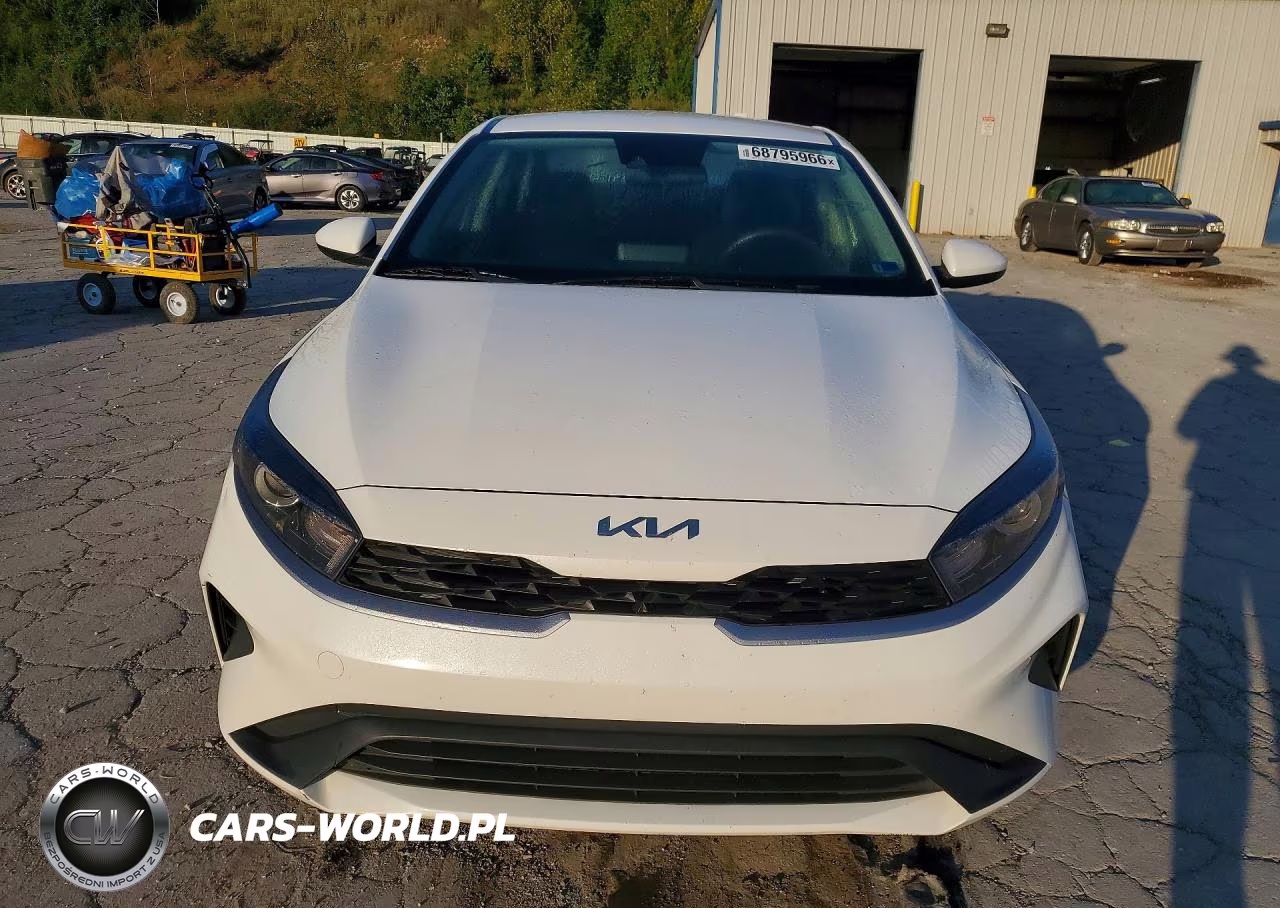 2024 Kia Forte Lxs VIN:3KPF24AD3RE732186 - 5