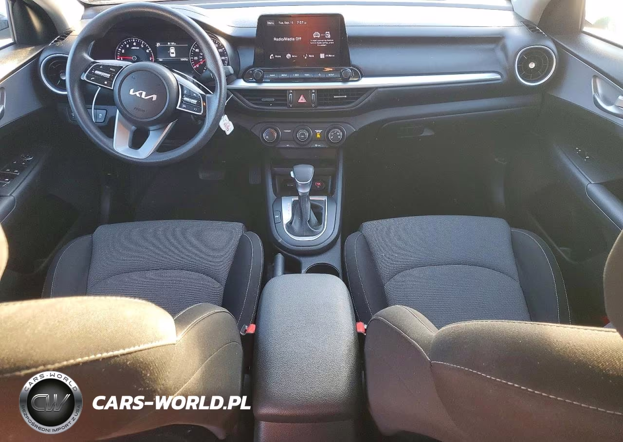 2024 Kia Forte Lxs VIN:3KPF24AD3RE732186 - 8