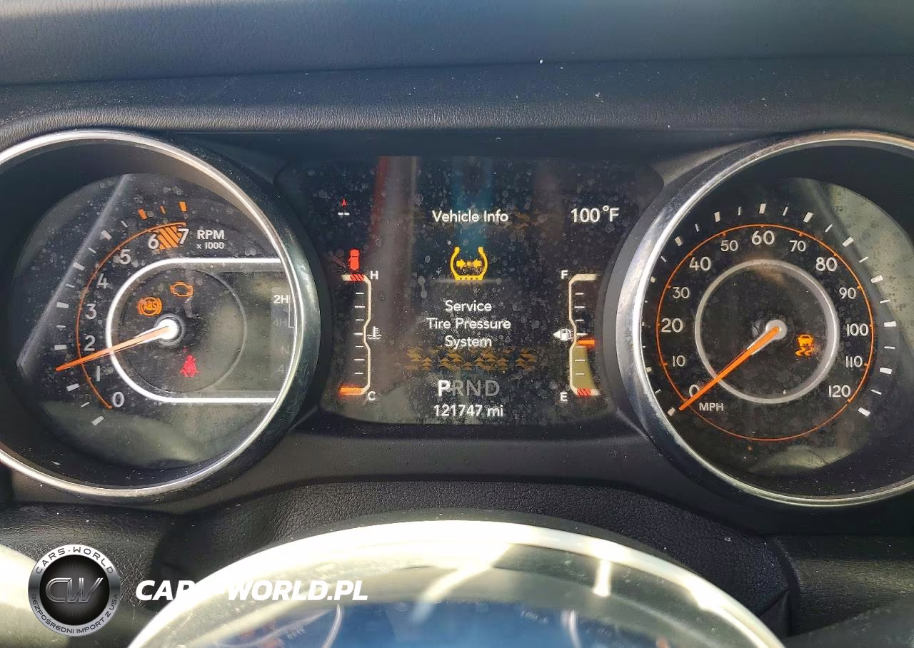 2019 Jeep Wrangler Unlimited Sahara VIN:1C4HJXEN0KW690510 - 9