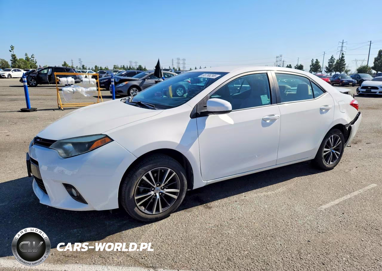 2016 Toyota Corolla Le Plus VIN:5YFBURHE9GP437884 - 1