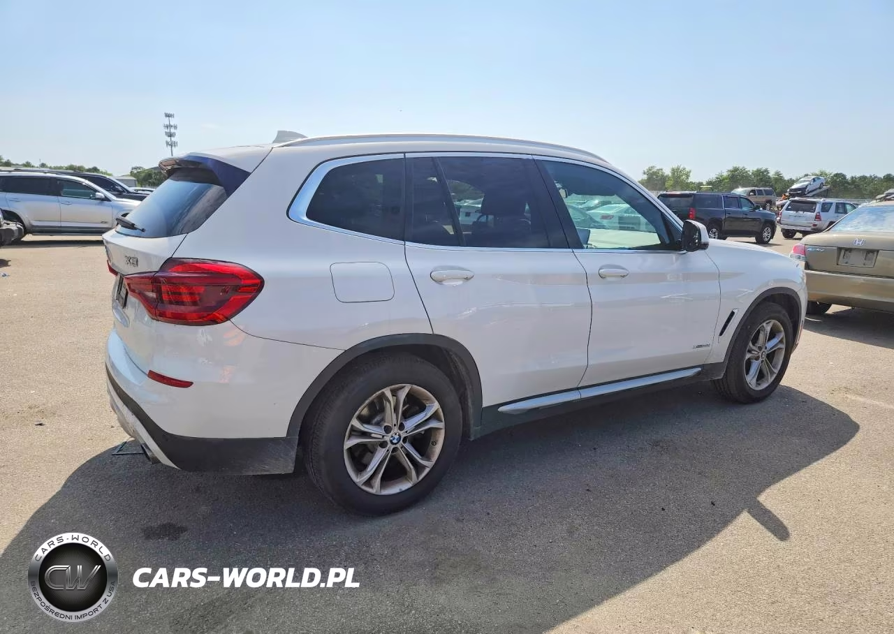 2018 BMW X3 xDrive30I VIN:5UXTR9C59JLD60657 - 3