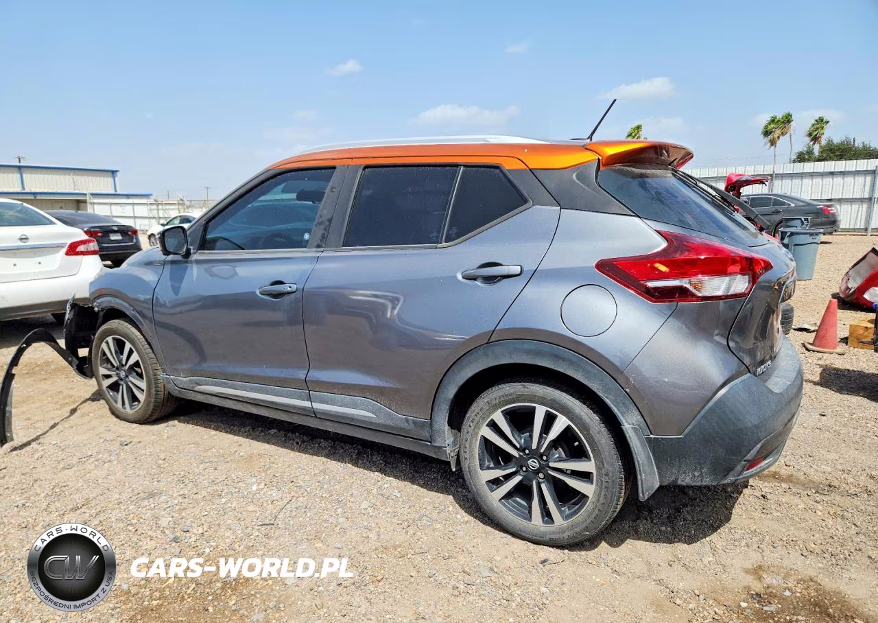 2019 Nissan Kicks Sr VIN:3N1CP5CU9KL557955 - 2
