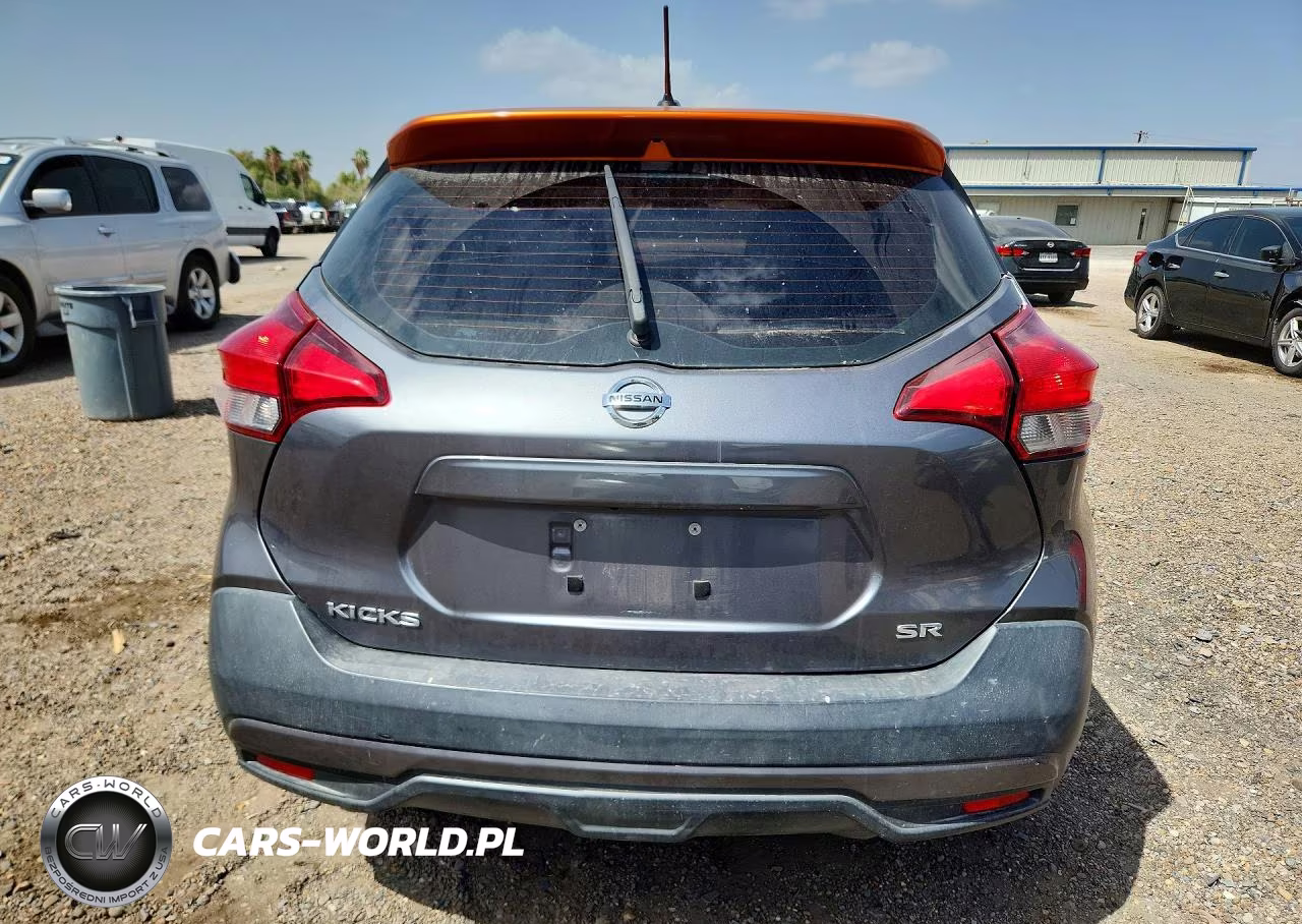 2019 Nissan Kicks Sr VIN:3N1CP5CU9KL557955 - 6