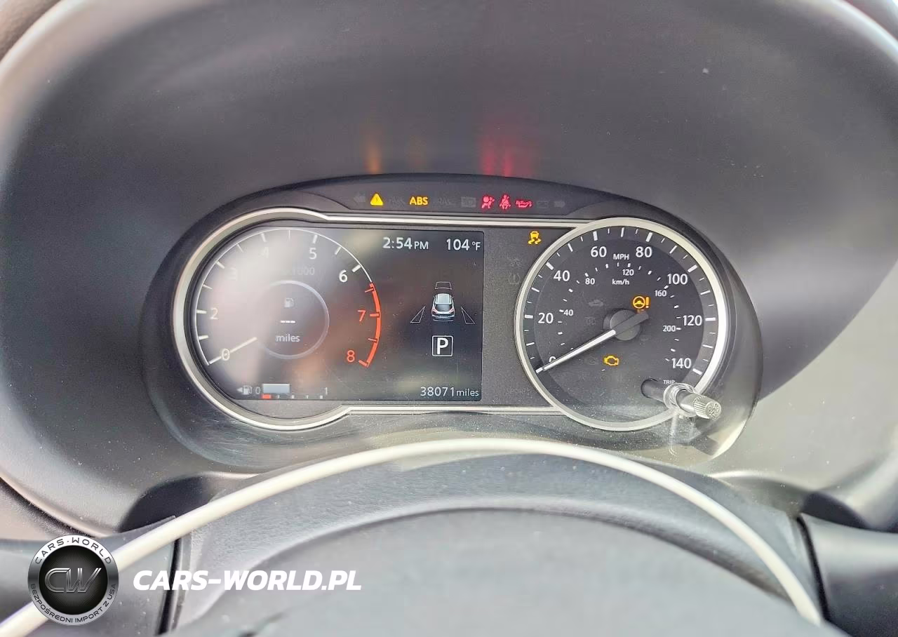 2019 Nissan Kicks Sr VIN:3N1CP5CU9KL557955 - 9