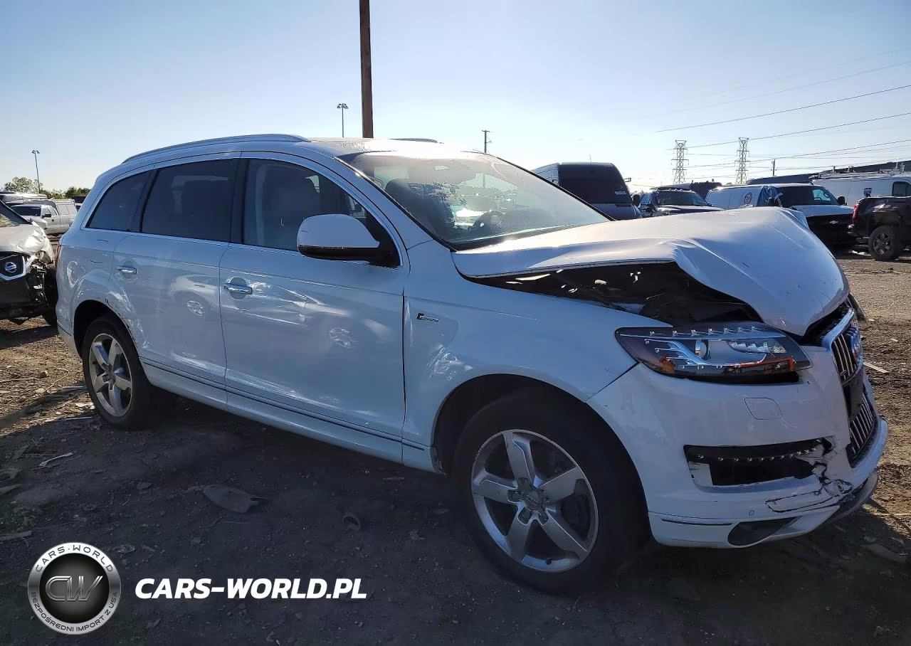 2015 Audi Q7 Premium Plus VIN:WA1LGAFE9FD014377 - 4