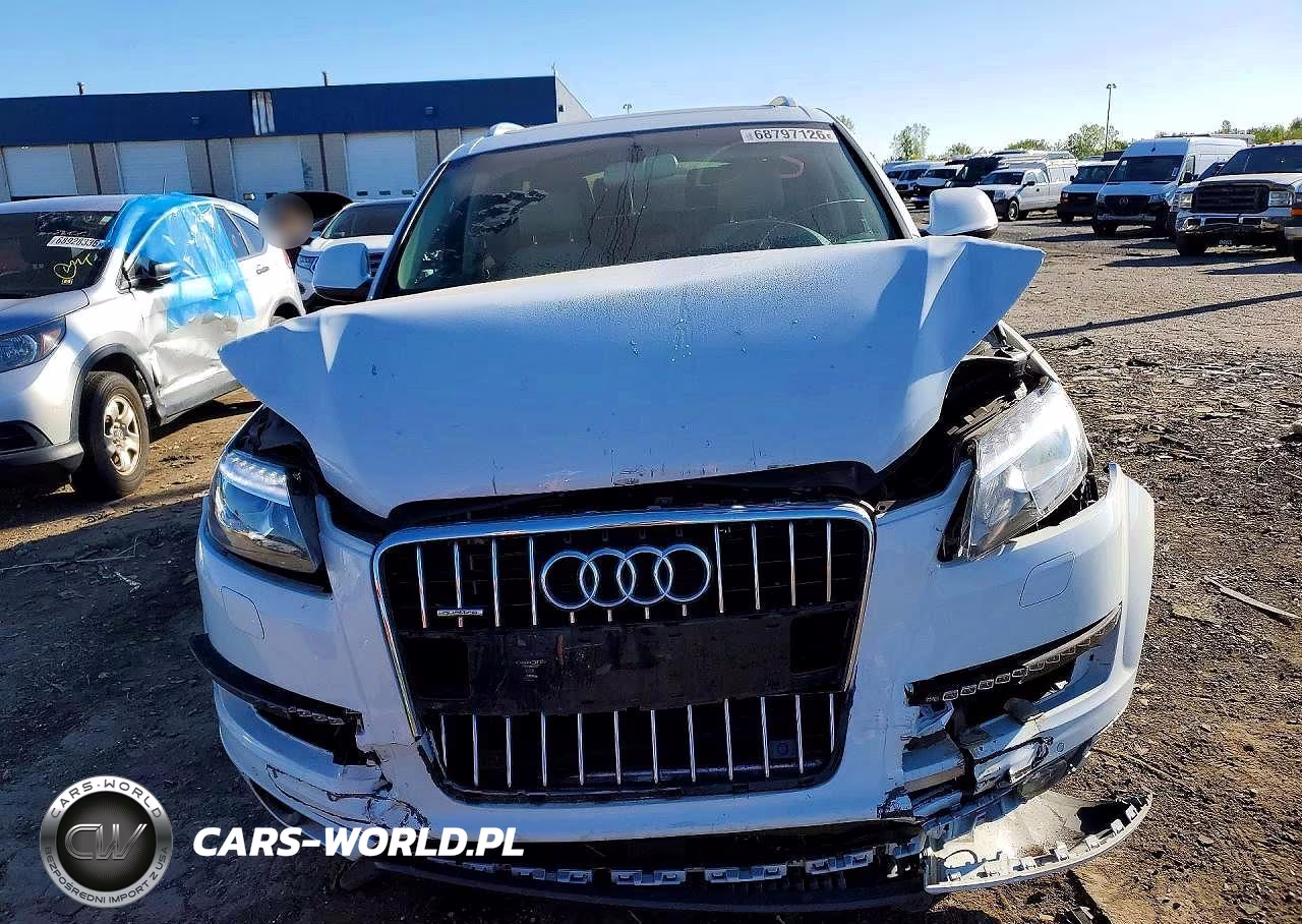 2015 Audi Q7 Premium Plus VIN:WA1LGAFE9FD014377 - 5