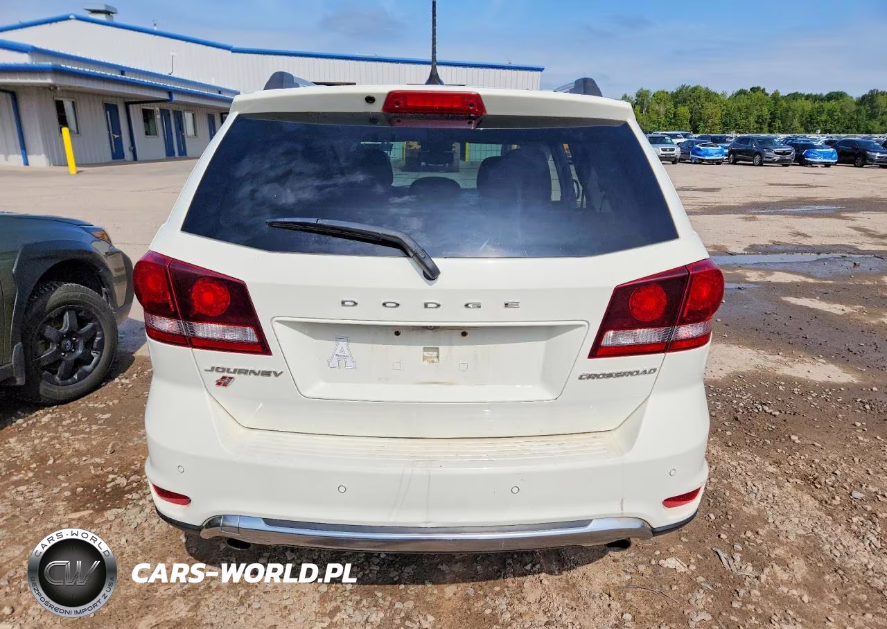 2018 Dodge Journey Crossroad VIN:3C4PDDGG0JT278267 - 6