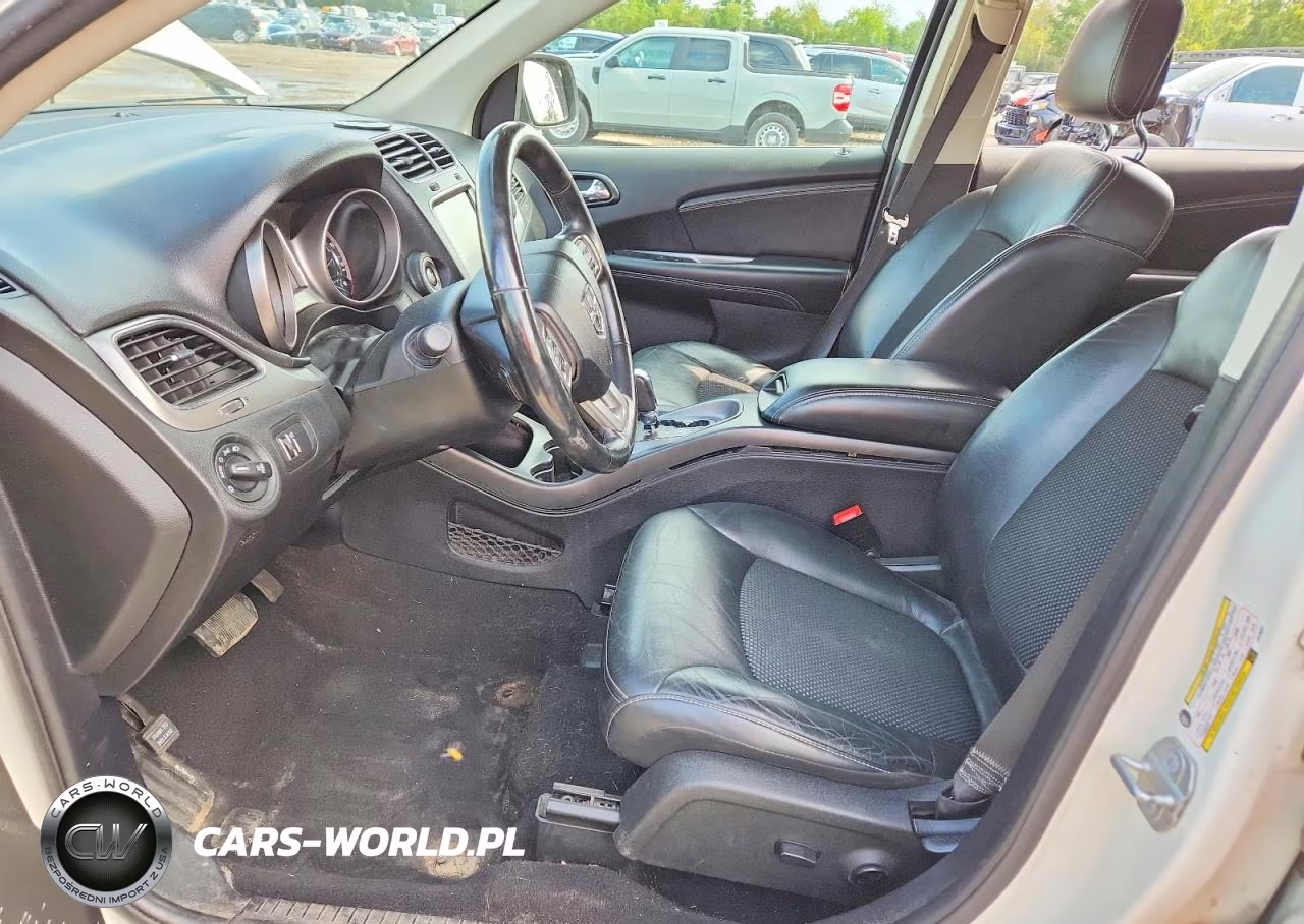 2018 Dodge Journey Crossroad VIN:3C4PDDGG0JT278267 - 7