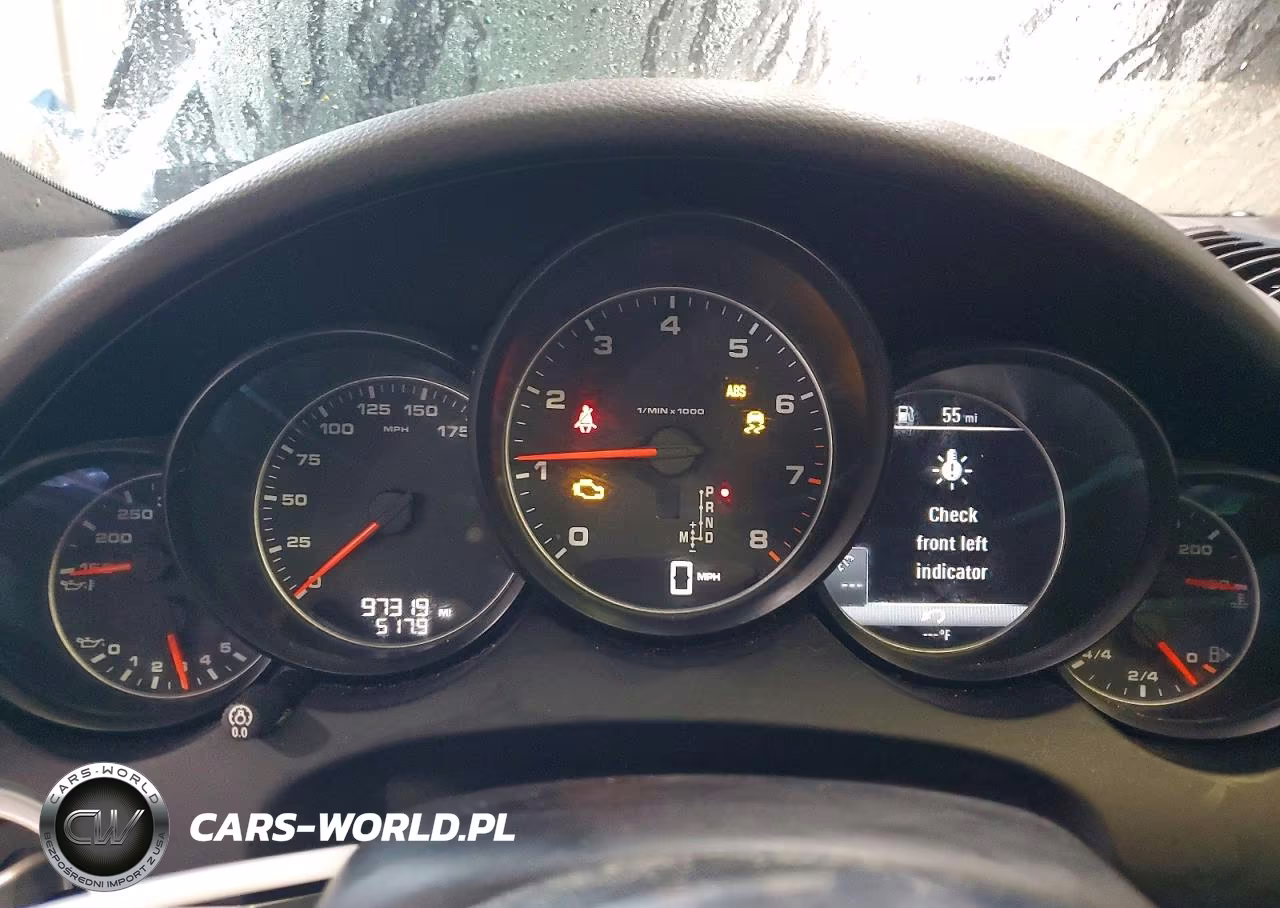 2018 Porsche Cayenne VIN:WP1AA2A28JKA02371 - 9
