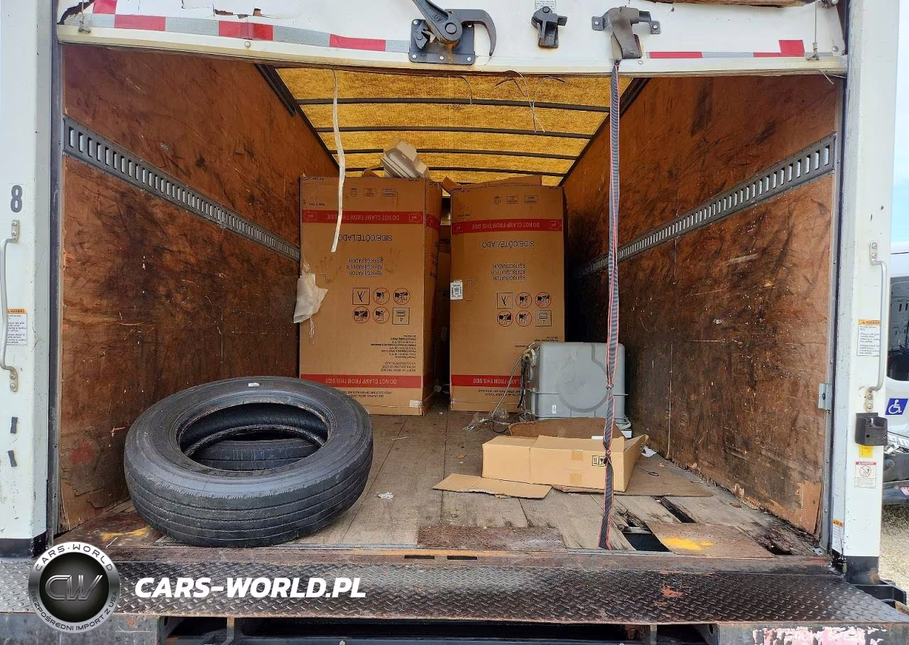 2017 Isuzu Npr Hd Box Truck VIN:54DC4W1B3HS800226 - 10