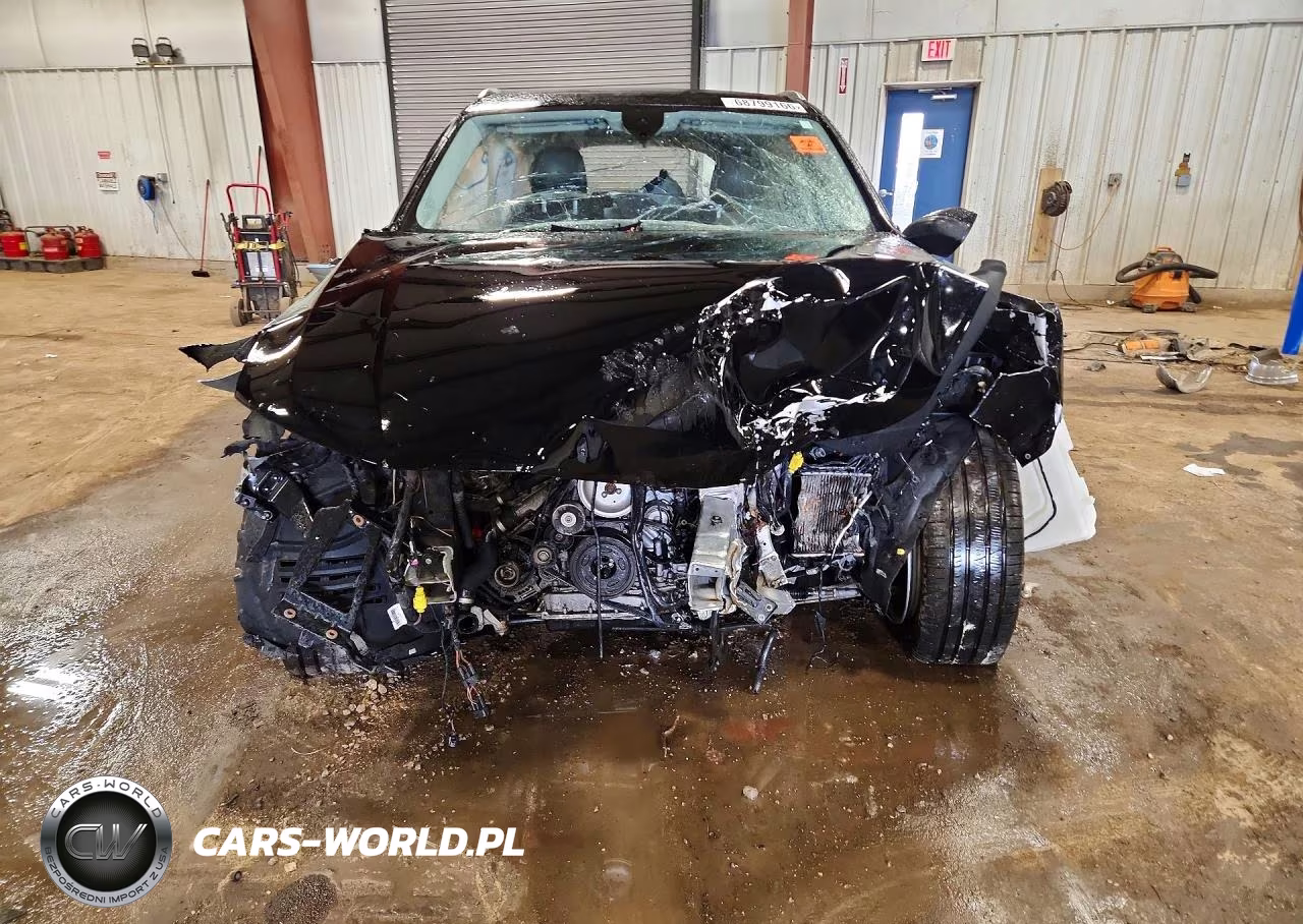2018 Audi Q7 Premium Plus VIN:WA1LAAF73JD021370 - 5