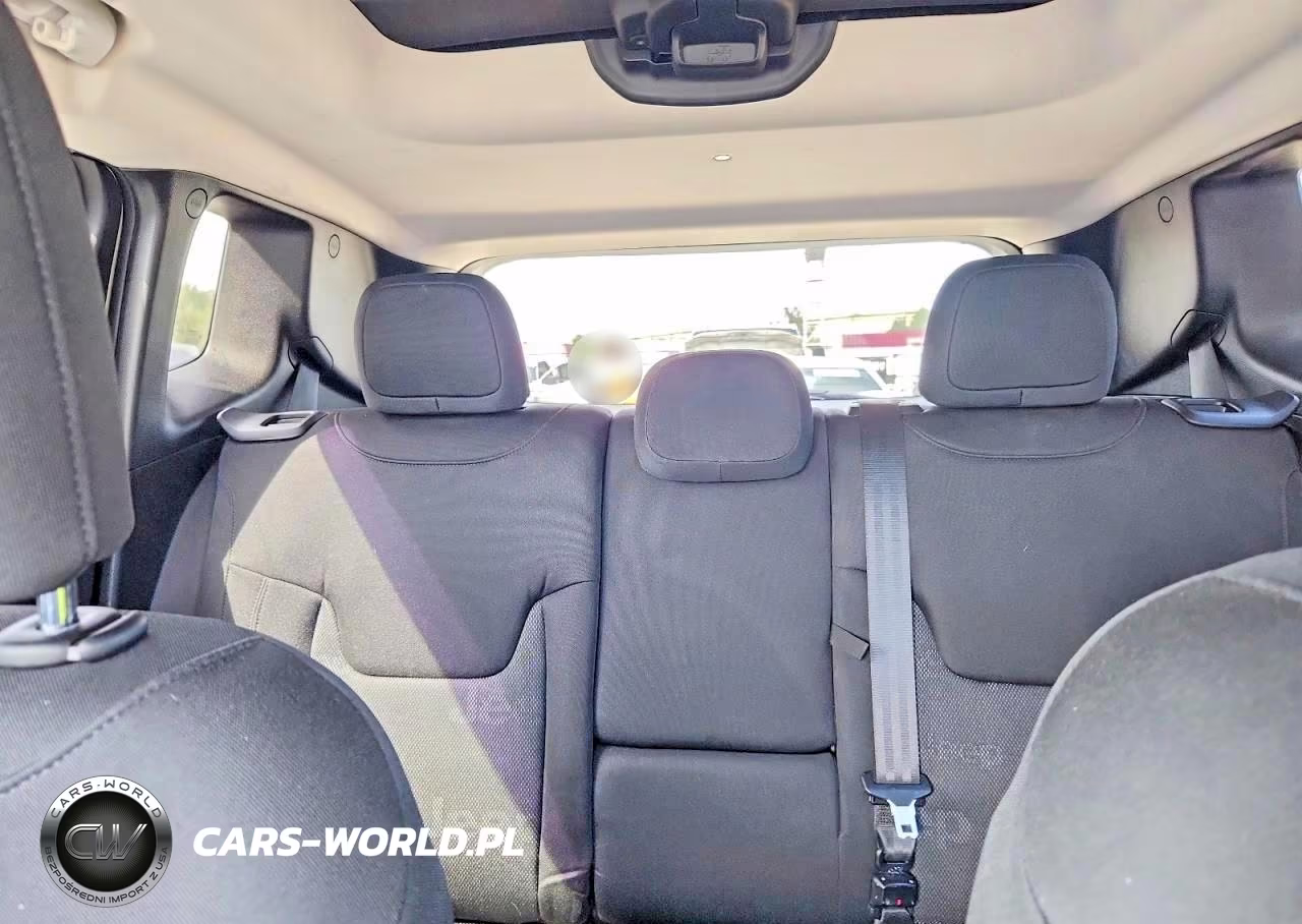 2015 Jeep Renegade Latitude VIN:ZACCJABT7FPB91510 - 10