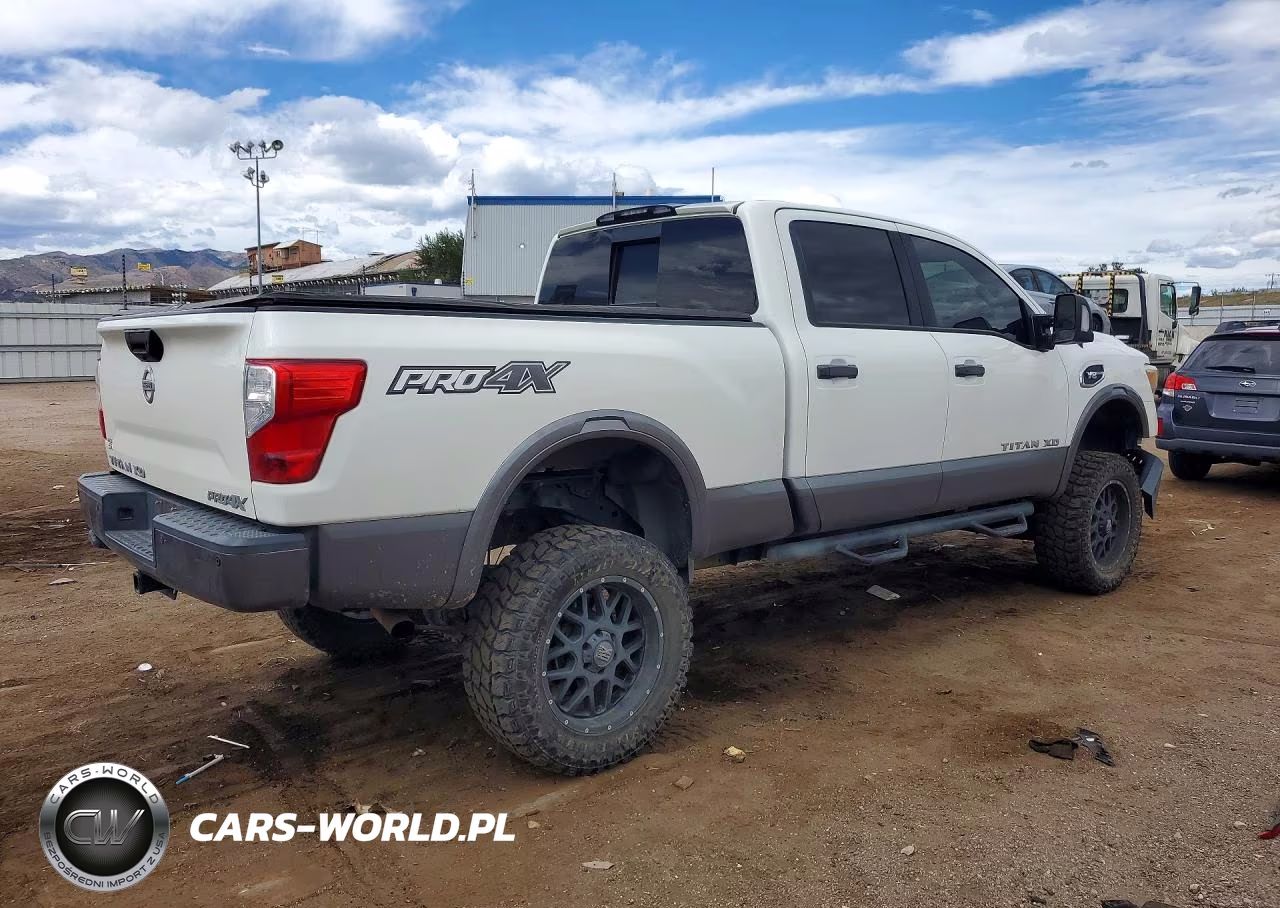 2018 Nissan Titan Xd Pro-4X VIN:1N6AA1F49JN519387 - 3