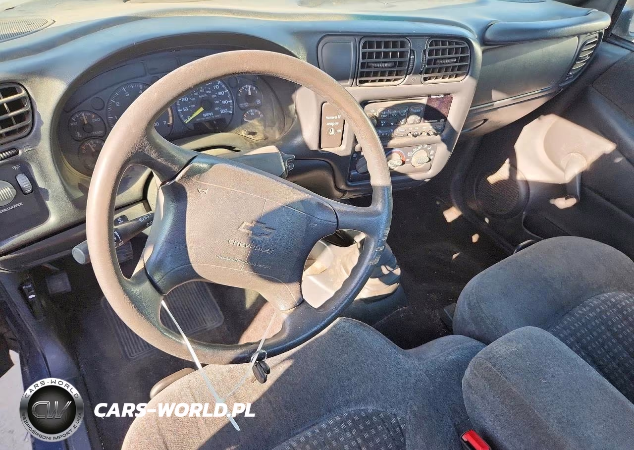1998 Chevrolet S Truck S10 VIN:1GCCS1942W8168090 - 8