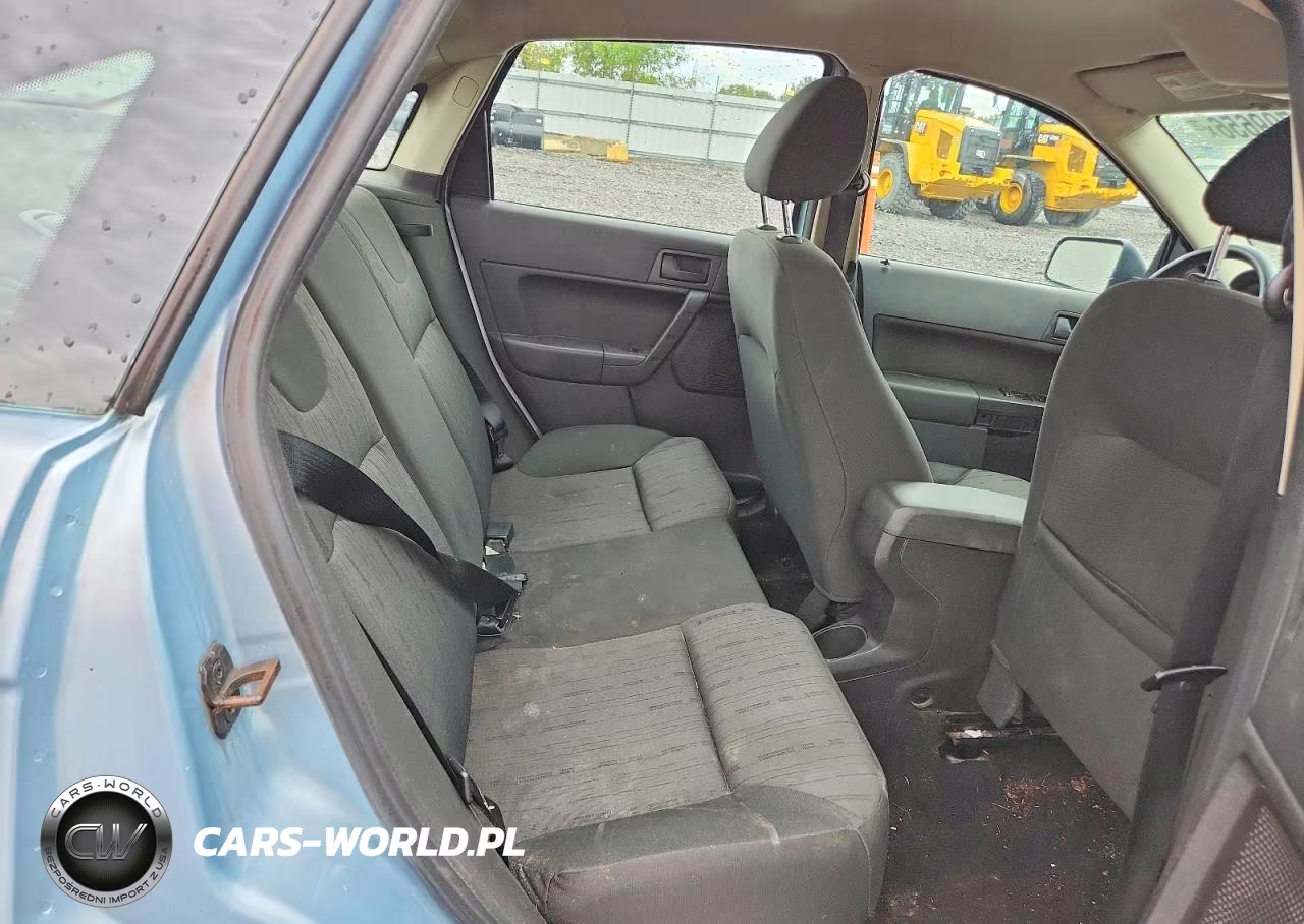 2008 Ford Focus Se VIN:1FAHP35N38W123813 - 10