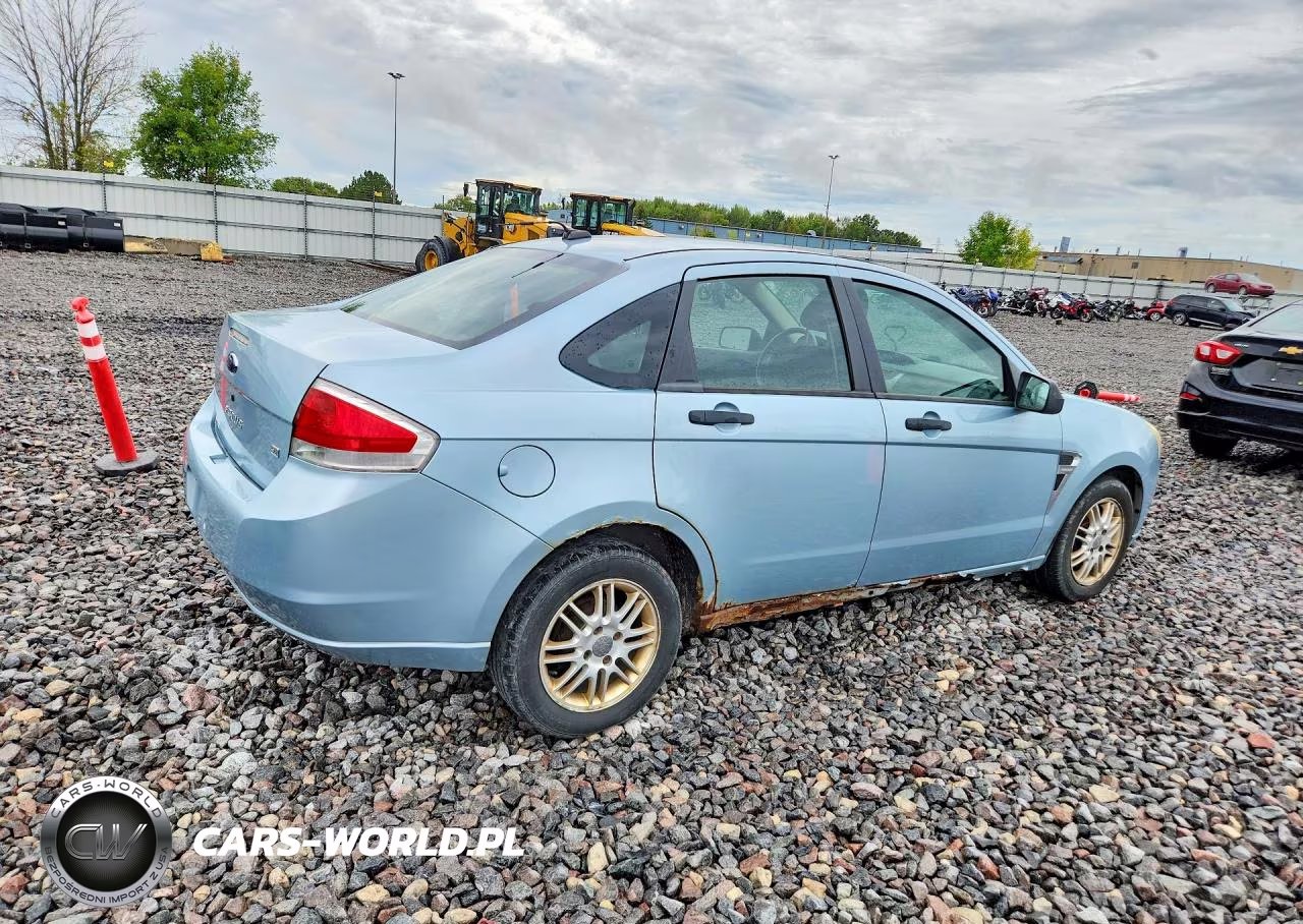 2008 Ford Focus Se VIN:1FAHP35N38W123813 - 3