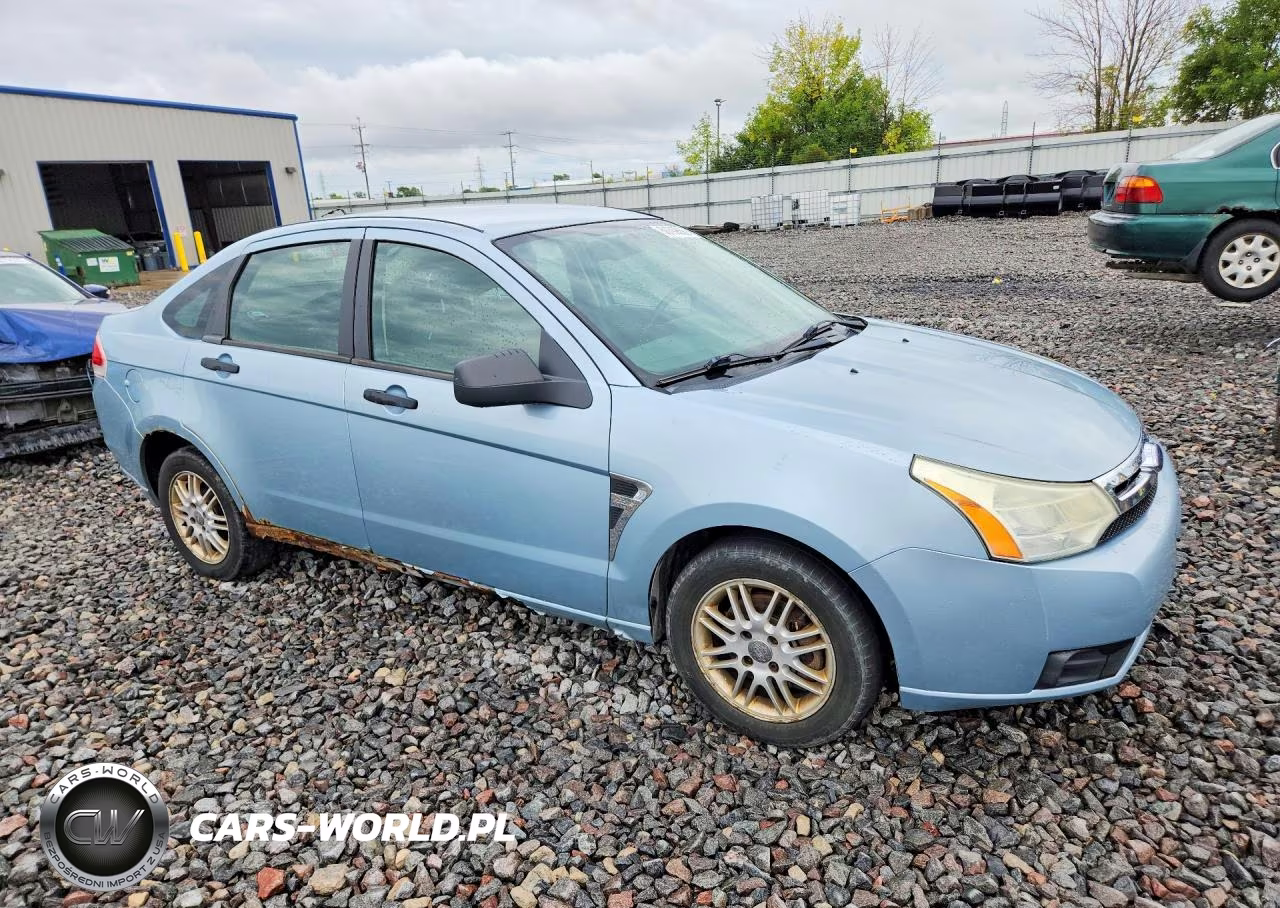 2008 Ford Focus Se VIN:1FAHP35N38W123813 - 4