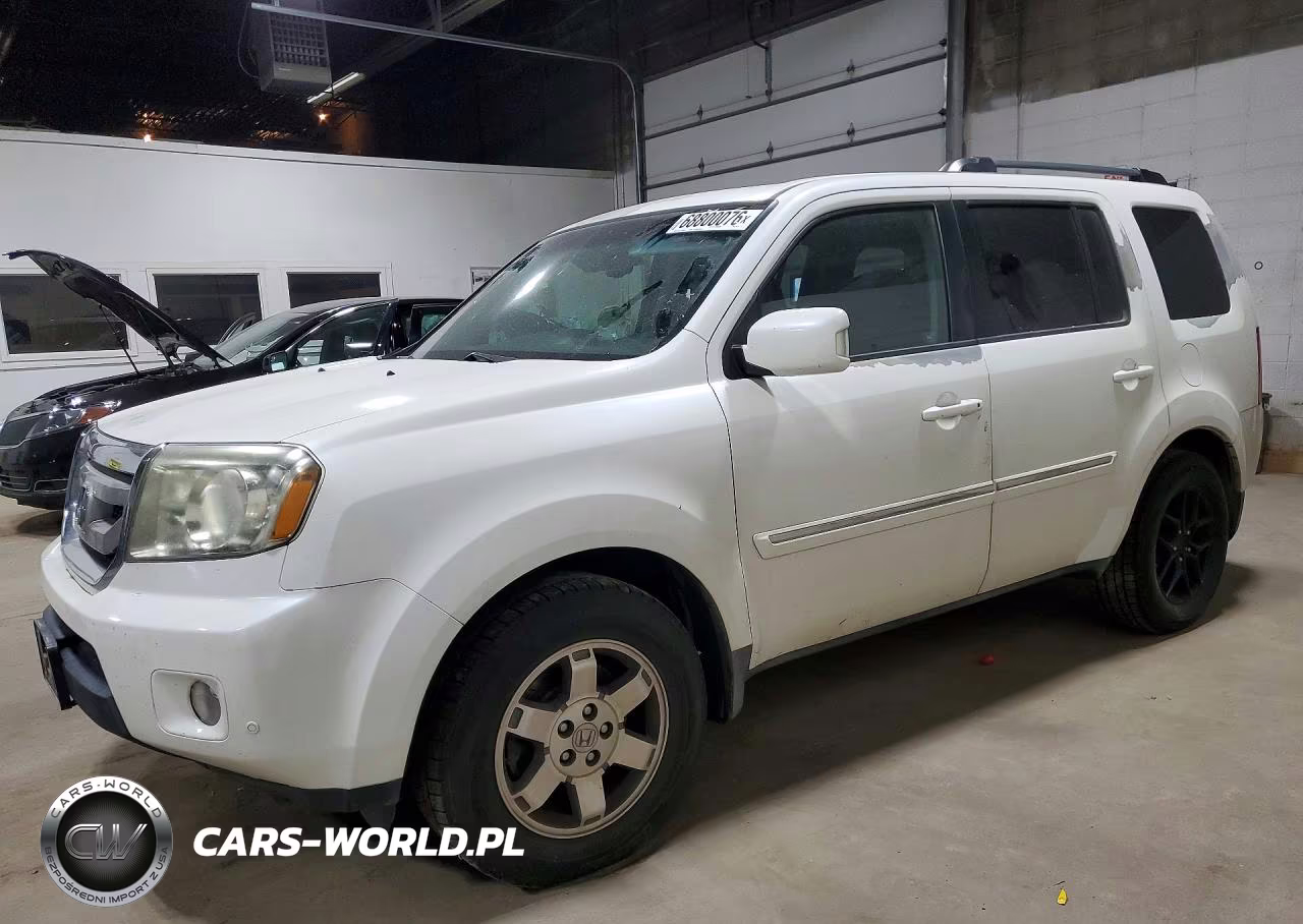 2011 Honda Pilot Touring VIN:5FNYF4H92BB061107 - 1