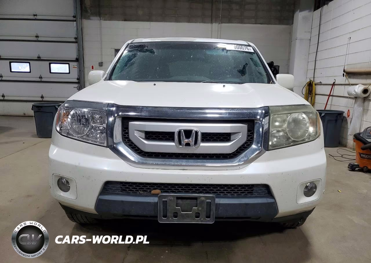 2011 Honda Pilot Touring VIN:5FNYF4H92BB061107 - 5