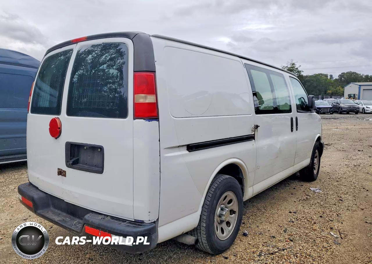 2013 Chevrolet Express G1500 VIN:1GCSGAFX0D1161074 - 3