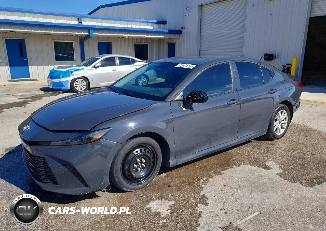 2025 Toyota Camry Le