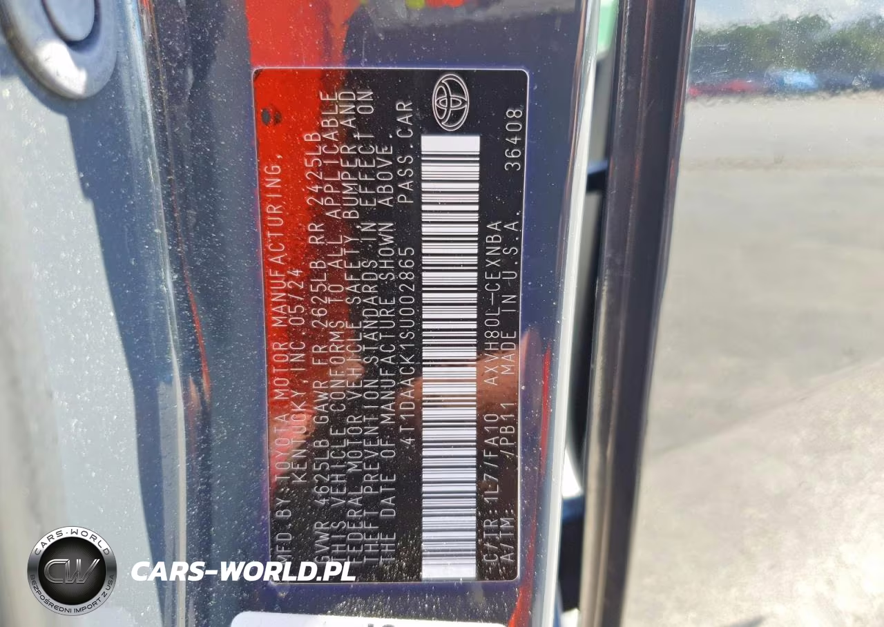 2025 Toyota Camry Le VIN:4T1DAACK1SU002865 - 13