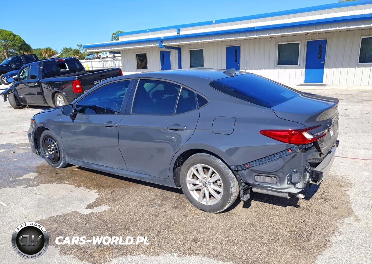 2025 Toyota Camry Le VIN:4T1DAACK1SU002865 - 2