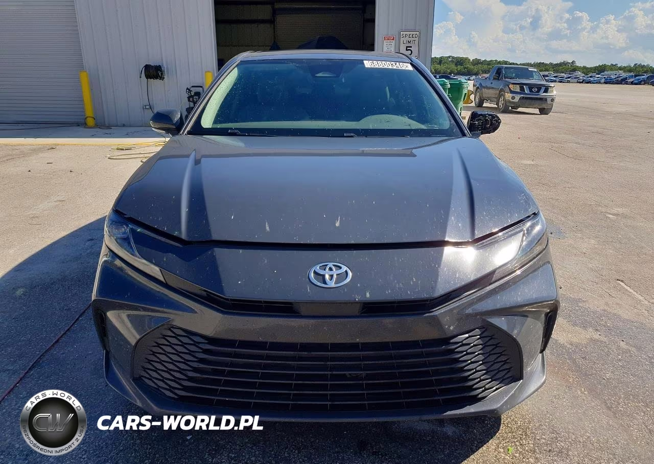 2025 Toyota Camry Le VIN:4T1DAACK1SU002865 - 5