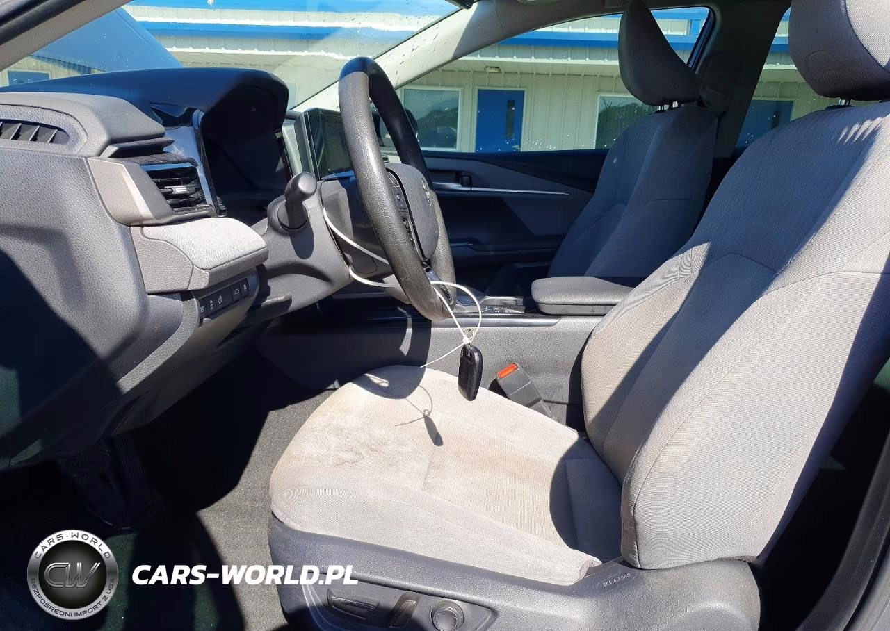 2025 Toyota Camry Le VIN:4T1DAACK1SU002865 - 7