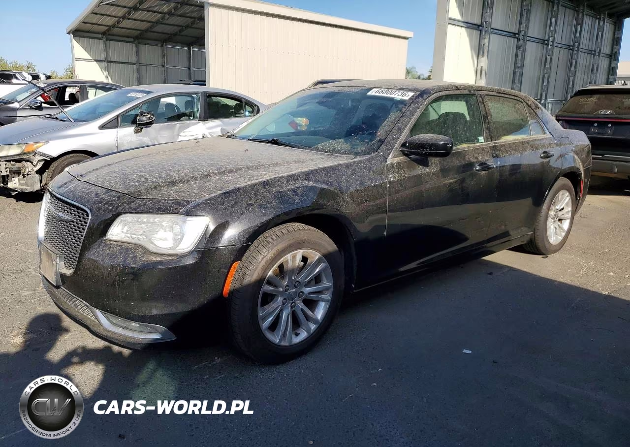 2017 Chrysler 300 Limited