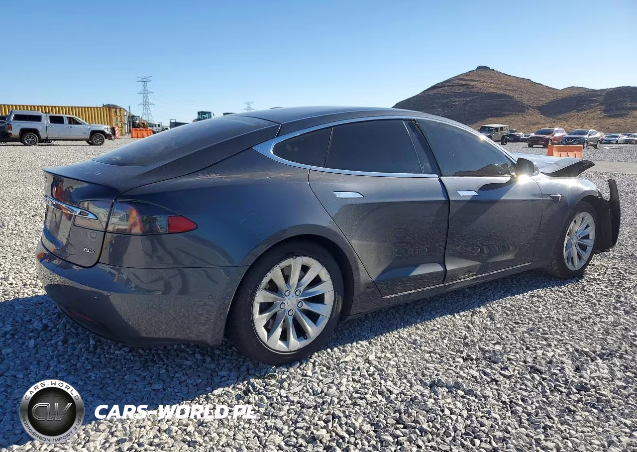 2018 Tesla Model S VIN:5YJSA1E23JF276116 - 3