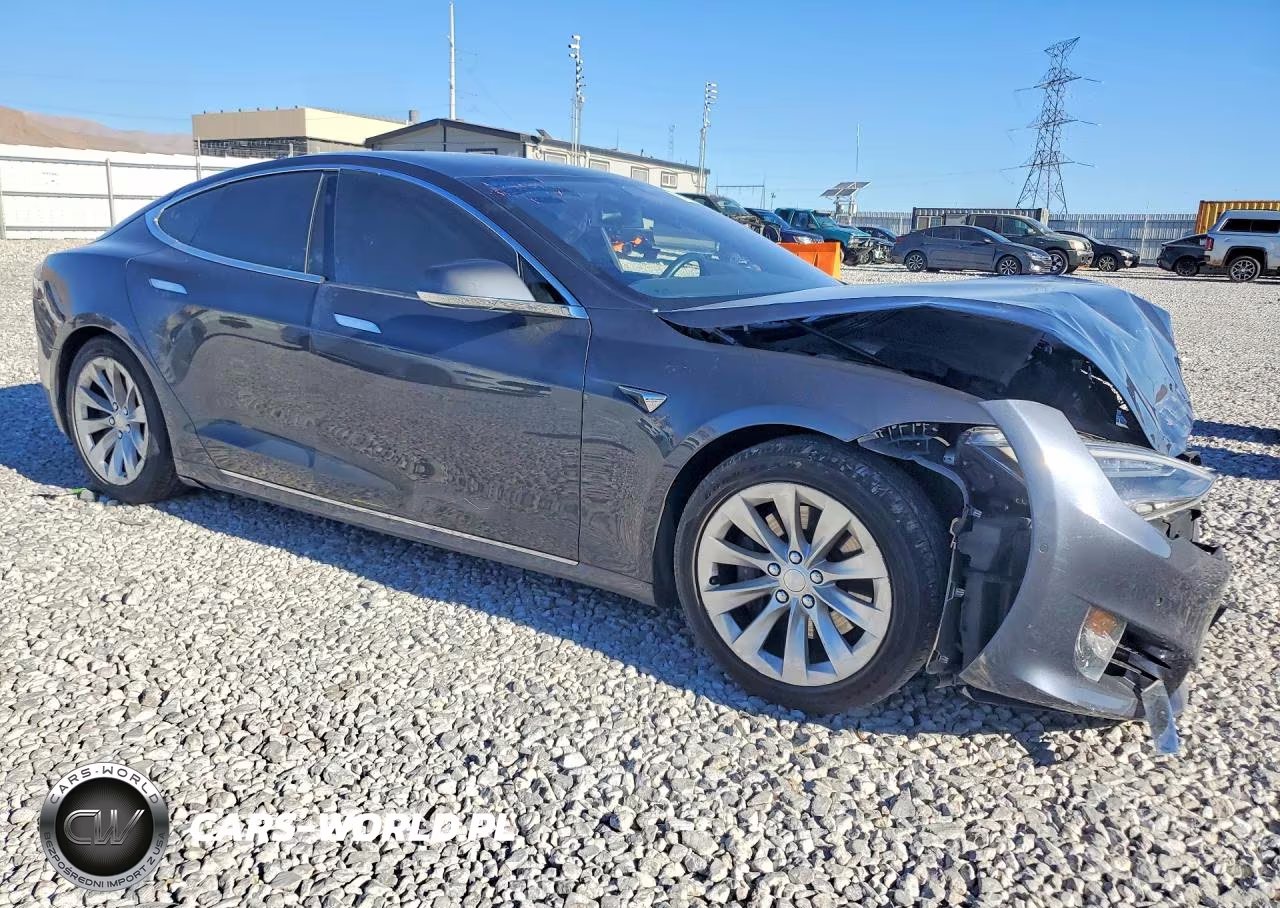 2018 Tesla Model S VIN:5YJSA1E23JF276116 - 4