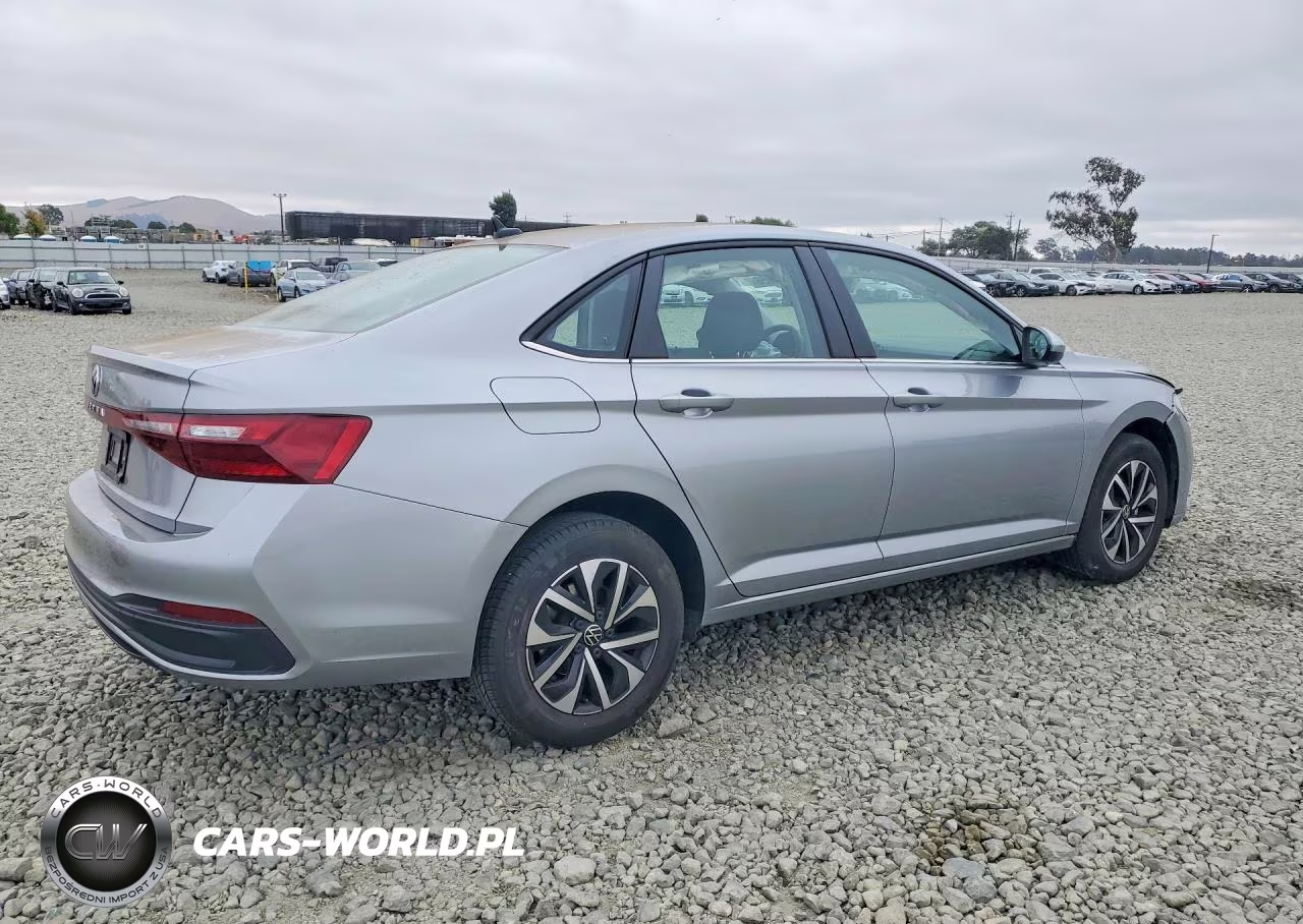 2025 Volkswagen Jetta S VIN:3VW5X7BU2SM014442 - 3