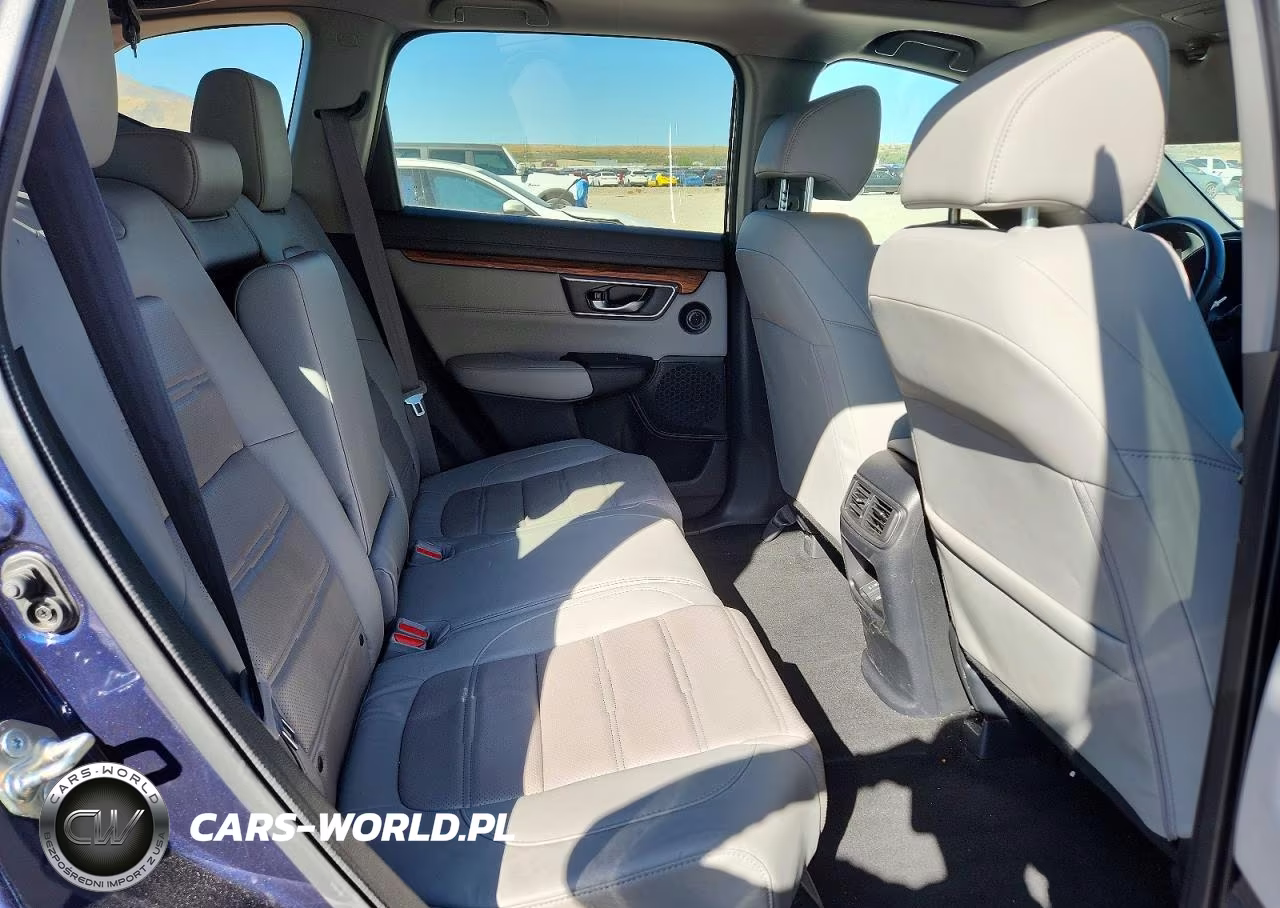 2018 Honda Cr-V Touring VIN:7FARW2H90JE051932 - 10